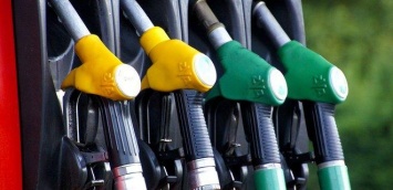 Цена премиум-бензина под регулирование не подпадает, заявили в правительстве