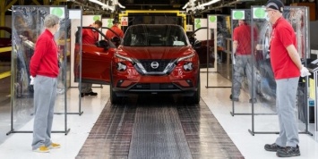 Nissan сократит производство автомобилей