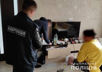 Три тинейджера из Днепропетровской области выманили у иностранцев более миллиона гривен