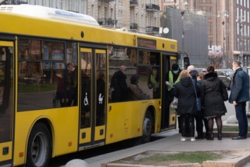 Цены на проезд в Украине хотят повысить до 20 грн: чем навредит экономике и что делать пассажирам