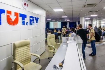 Силовики устроили тотальный шмон в редакции и у журналистов оппозиционного сайта TUT.BY