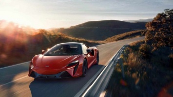 Опубликованы подробности о гибридном McLaren Artura 2022 года