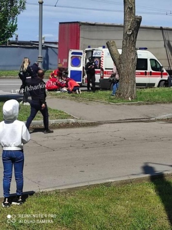 В Харькове машина «снесла» ребенка на пешеходном переходе: водитель скрылся, у мальчика несколько переломов, - ФОТО