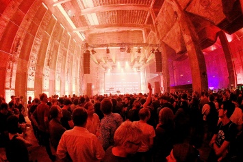 В Германии ночные клубы приравняли к музеям и оперным театрам