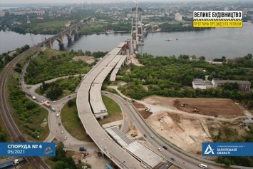 Строительство балочного моста в Запорожье: подрядчик готовится к третьему этапу "надвижки"