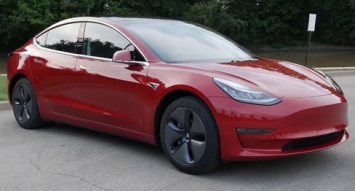 Владелец Tesla Model 3 рассказал о сэкономленных деньгах на топливе за 3 года