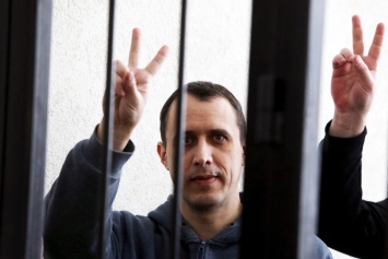 В Беларуси 7 активистов получили от четырех до семи лет тюрьмы