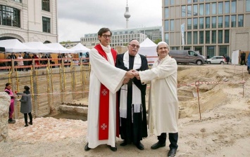 В Берлине заложили общий храм для трех конфессий