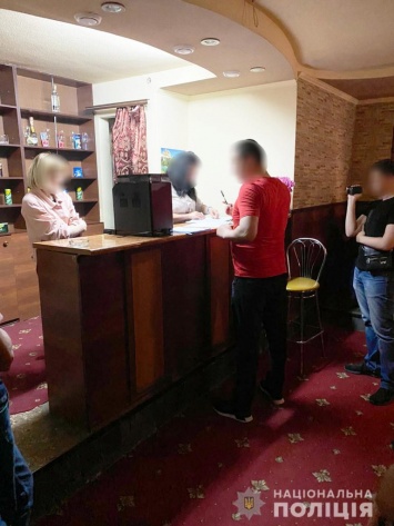 В центре Вознесенска полиция обнаружила подпольный рай для игроманов (ФОТО)