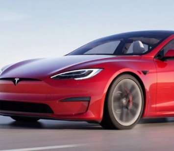 Запуск "космического корабля" Tesla Model S Plaid вновь отложен