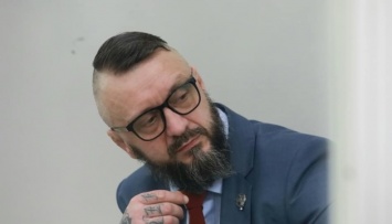 Суд оставил Антоненко под круглосуточным домашним арестом