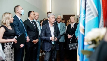 В Киеве открыли мемориальную доску в честь Мирослава Скорика