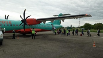 Черновицкий аэропорт принял первый рейс компании Windrose из Киева