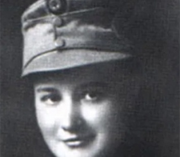Историки показали фото украинки, ставшей первой женщиной-офицером в мире