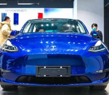 Цена акций Tesla упала на фоне сокращения продаж электромобилей в КНР