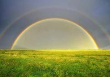 Полюбуйся: в Одессе наблюдали двойную радугу