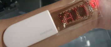 Samsung создала растягивающийся накожный дисплей OLED - его можно крепить на запястье как пластырь
