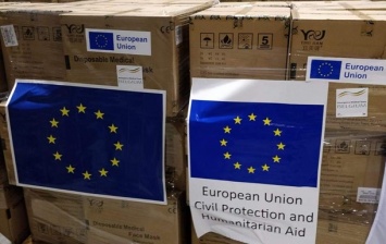 ЕС выделил Украине 35 млн масок и 24 аппарата ИВЛ