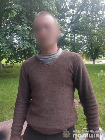 Два человека в больнице. В селе под Киевом дебошир обстрелял соседей из-за лая собаки. Фото, видео 18+