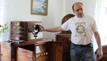 Коллекционер радиотехники открывает музей для меломанов на Закарпатье