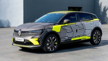 Renault Megane E-Tech Electric или MeganE начнут тестировать в Европе со странным рисунком