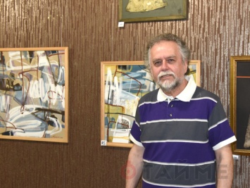 Одесский художник открыл выставку в подземной галерее