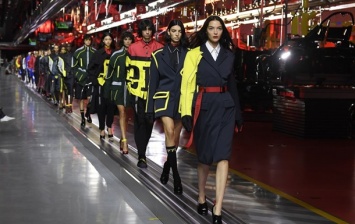 Ferrari показал свою первую коллекцию одежды