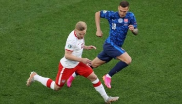 Словакия победила Польшу в матче футбольного Евро-2020