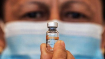 Иран одобрил отечественную COVID-вакцину