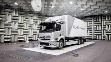 Электрический грузовик Mercedes eActros дебютирует 30 июня