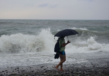 В Одессе рекомендовали не купаться на пляжах: в чем причина