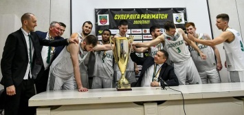 У БК "Запорожье" заслуженное "серебро" чемпионата Украины Суперлиги сезона 2020/21