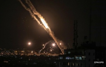 Израиль возобновил удары по Сектору Газа