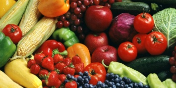 Почему вредно есть фрукты сразу после еды