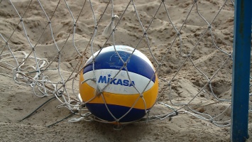 В Запорожье состоялся массовый чемпионат Украины по пляжному волейболу