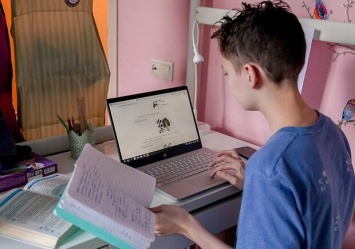 Обучение дома: в одесских школах продолжат работать дистанционные классы