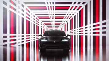 Запас хода Tesla Model S Plaid падает из-за больших колес на 68 км