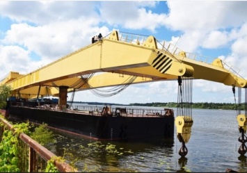 Строительство запорожских мостов: когда "Захарий" приступит к работе