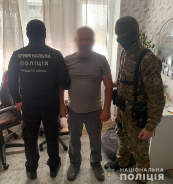Похитили более миллиона гривен налички: полиция Киевщины задержала дуэт серийных воров
