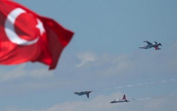 Украина и Турция обсудили усиление взаимодействия ВМС двух стран в Черном море
