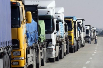 Въезд грузовиков ограничивают в Киеве - в чем причина
