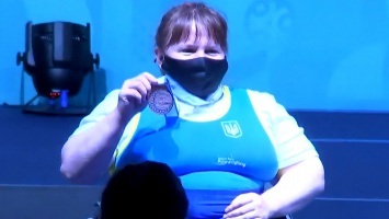 Спортсменка-паралимпийка из Энергодара взяла бронзу на Кубке мира по пауэрлифтингу