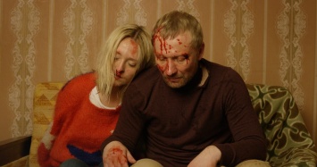 Герой Дмитрия Куличкова спасает соседку от домашнего насилия