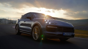 Porsche представила новый Cayenne Turbo GT, ставший рекордсменом еще до премьеры