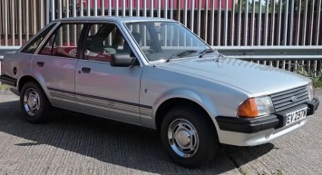 Ford Escort Ghia 1981 года принцессы Дианы продали на аукционе