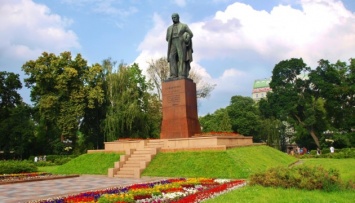 В киевском парке Шевченко открыли бесплатный кинотеатр