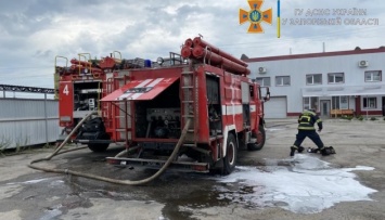 В Запорожье на предприятии произошел пожар, есть пострадавшие