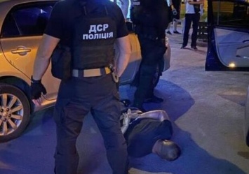Похищали и пытали: в Харькове задержали банду, которая вымогала деньги у студентов и иностранцев