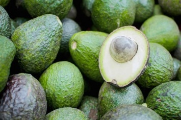 Как выбрать спелое авокадо: сорта, советы, лайфхаки