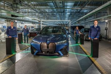 На заводе BMW Group в Дингольфинге стартовал выпуск электрического BMW iX